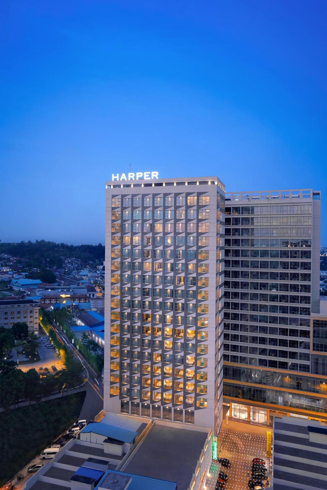 Harper Premier Nagoya Batam Hotel Ngoại thất bức ảnh