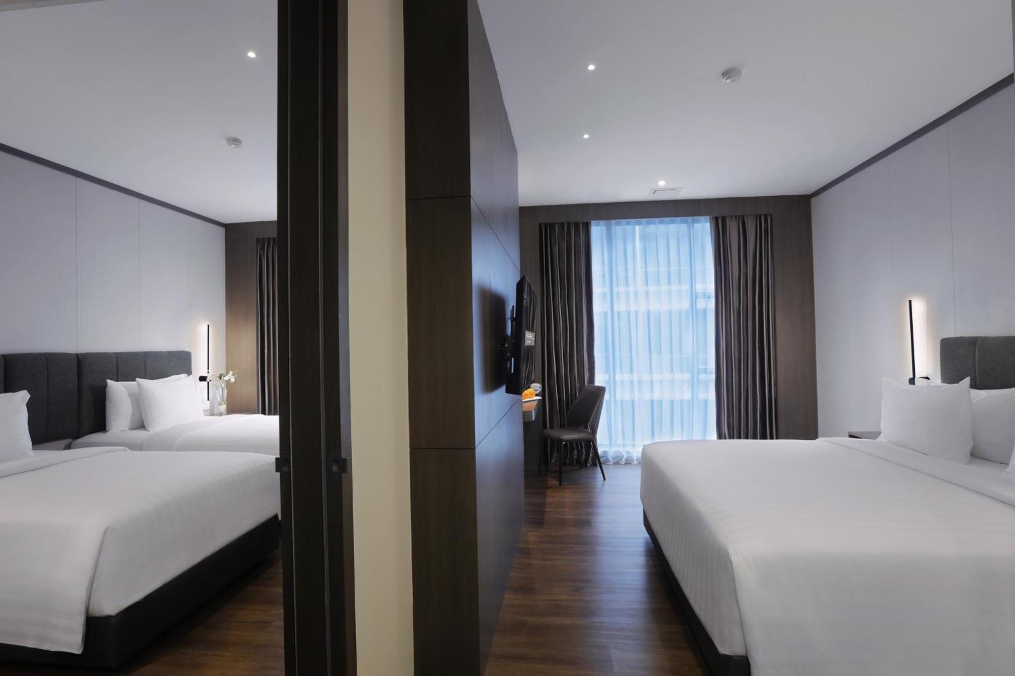 Harper Premier Nagoya Batam Hotel Ngoại thất bức ảnh