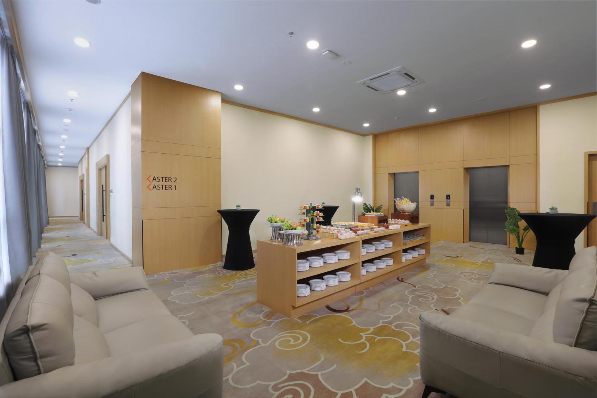Harper Premier Nagoya Batam Hotel Ngoại thất bức ảnh